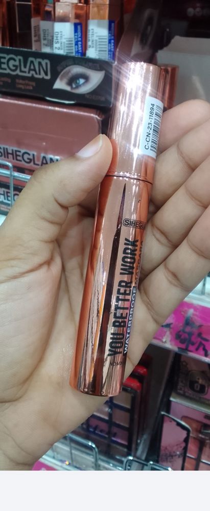 Better Work Mascara_thumbnail_2