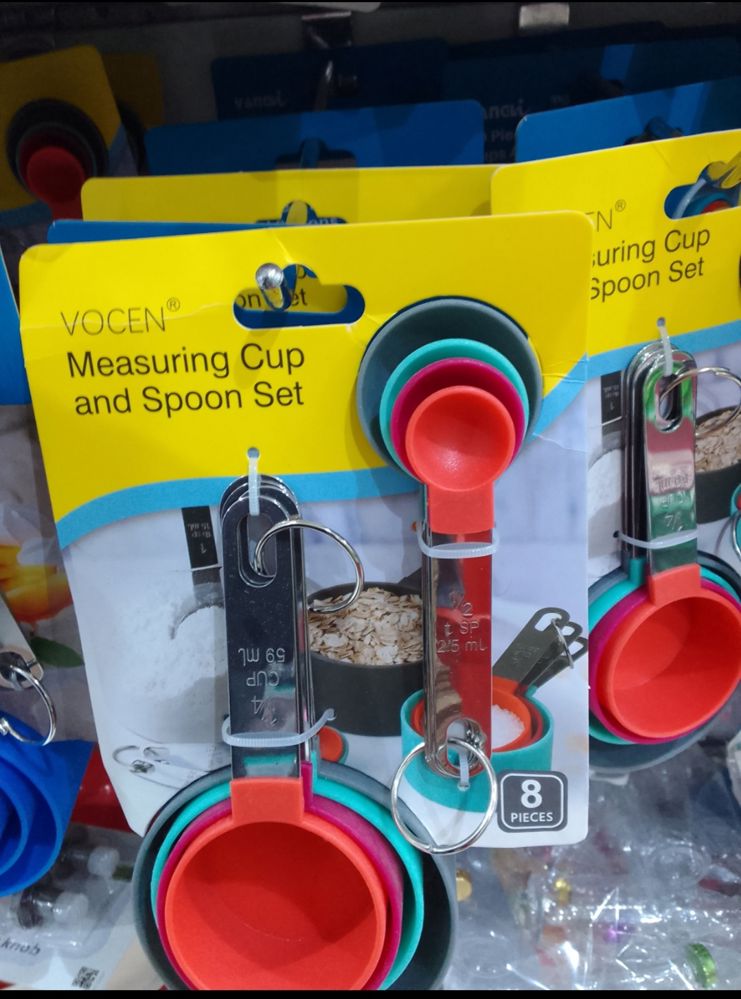 Measuring set, including spoons and cups of different measurements_thumbnail_1
