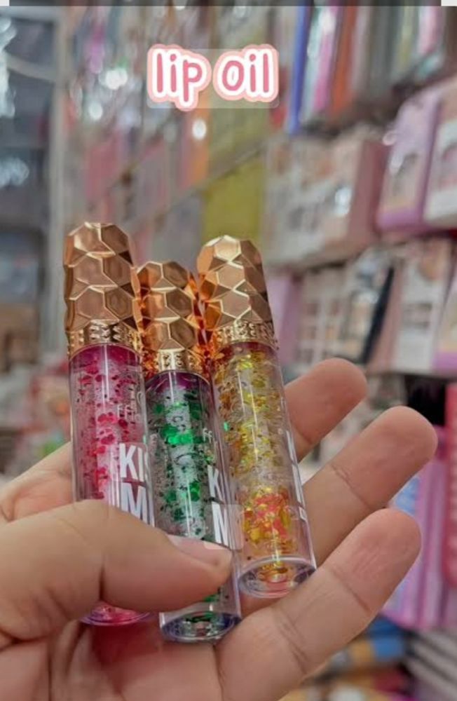 Magic lip oil_thumbnail_1