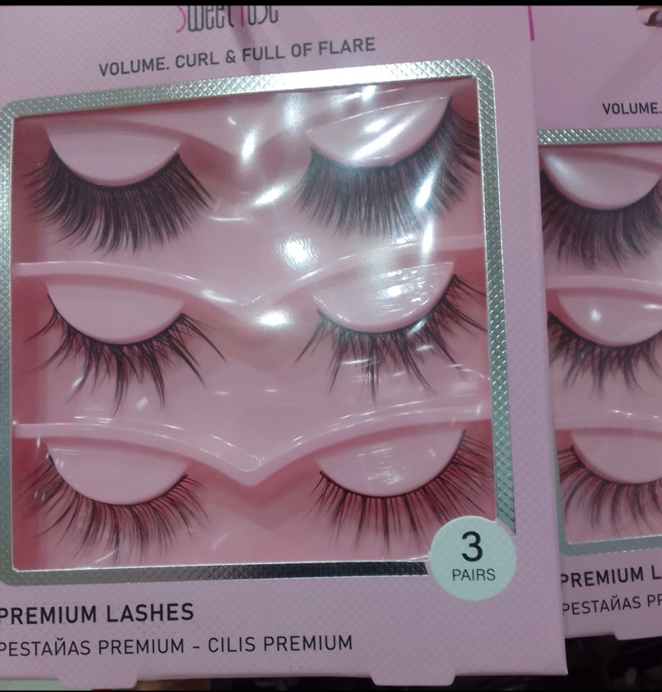 Artificial eyelashes_thumbnail_0