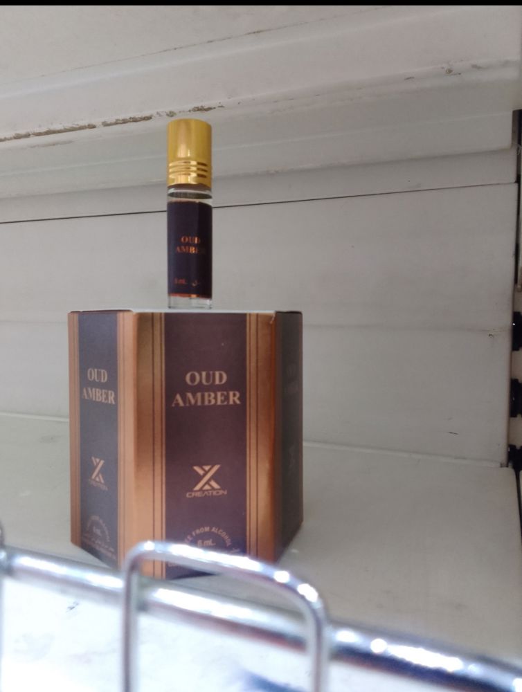 Aromatic oil with the scent of oud and amber_thumbnail_0