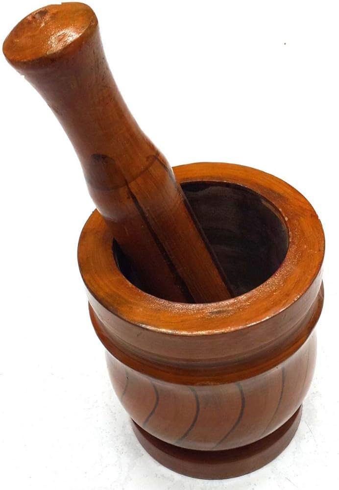 A wooden mortar and pestle_thumbnail_1